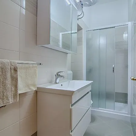 Apartman Zora & Natale Póla