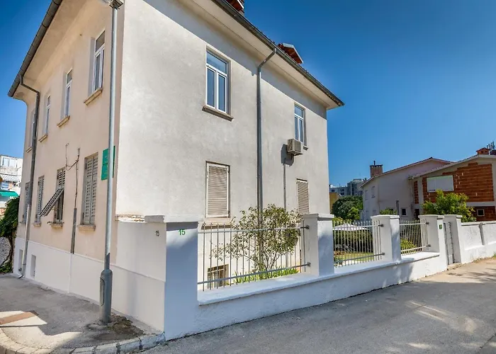 Zora & Natale Διαμέρισμα *