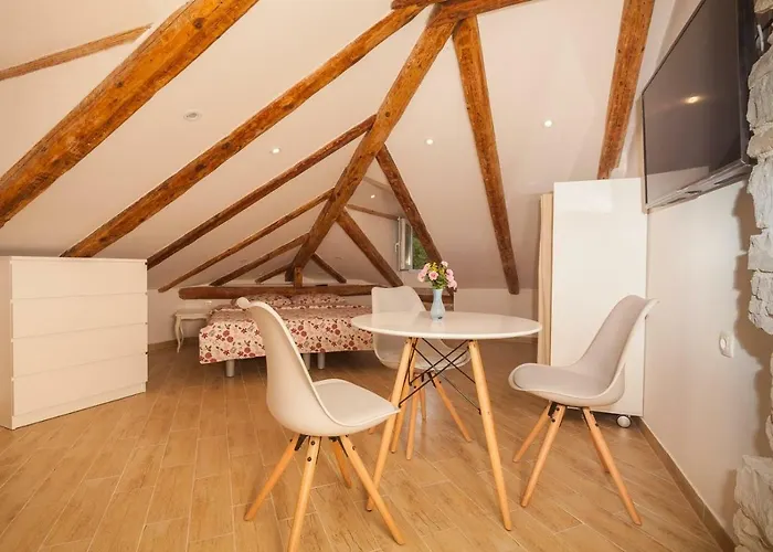 Zora & Natale Apartmán Pula
